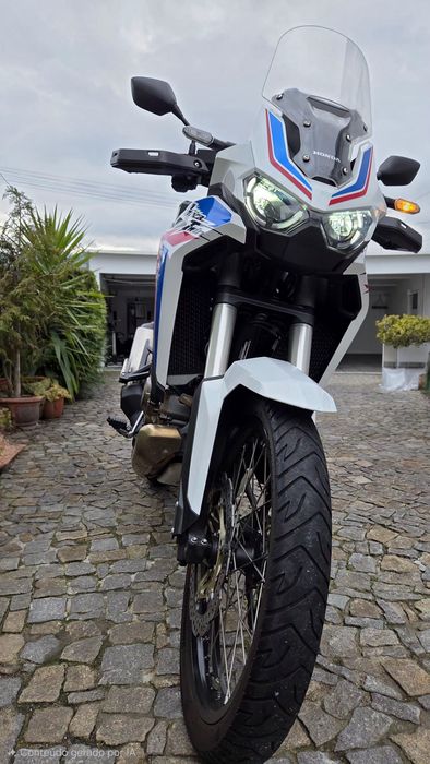 Africa Twin 1100 (apenas 10.700km)