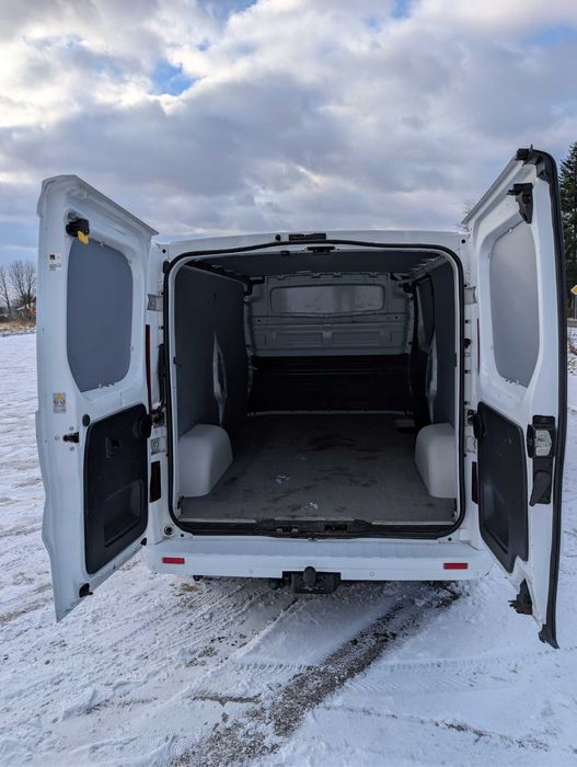 Wynajem auta dostawczego Opel Vivaro Long Transport, Przeprowadzki