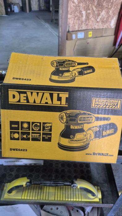 Lixadeira eléctrica DeWalt