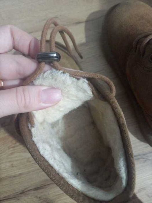 Зимові теплі дитячі уггі