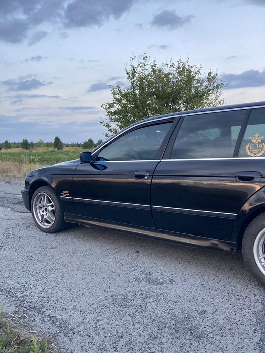 Продам BMW E39 Touring