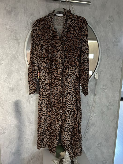 Sukienka maxi w panterkę roz L Reserved