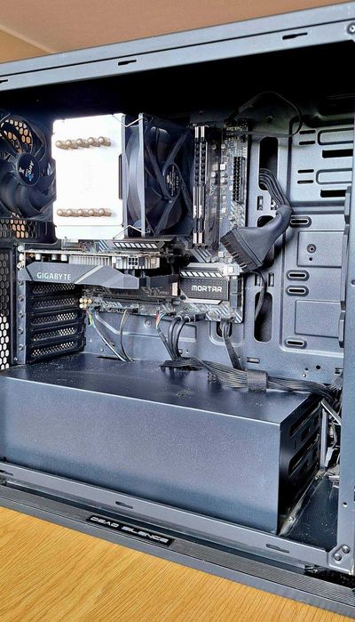 Komputer stacjonarny