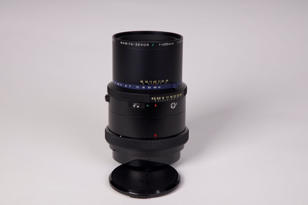 Câmara de médio formato Mamiya Rz67 Pro II