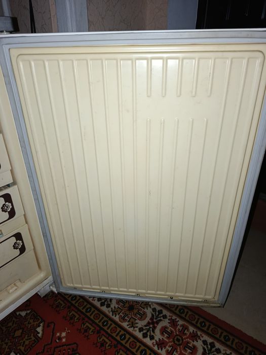 Морозильная камера и холодильник