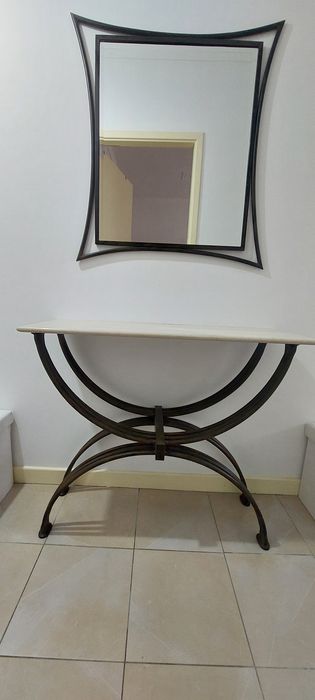 Vendo bonita credência