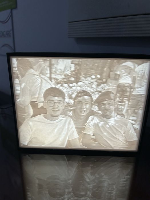 Moldura ilumidada personalizada