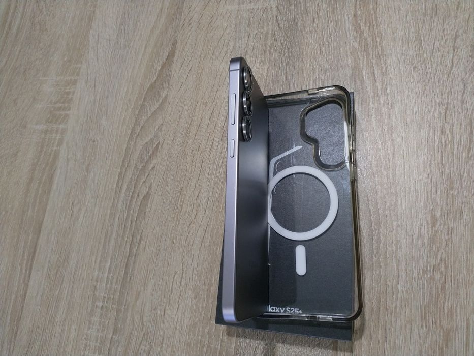 Samsung S25 + plus  512GB garantia