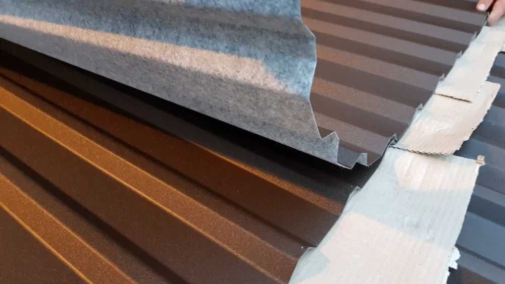 Blacha antykondensacyjna, blacha bez skraplania, filc do blachy