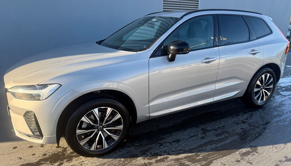 Volvo XC 60 2.0 B4 Plus Dark