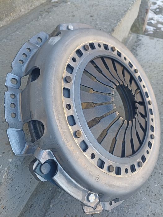 Корзина щеплення лепесткова ГАЗ 53 3307 66 ПАЗ