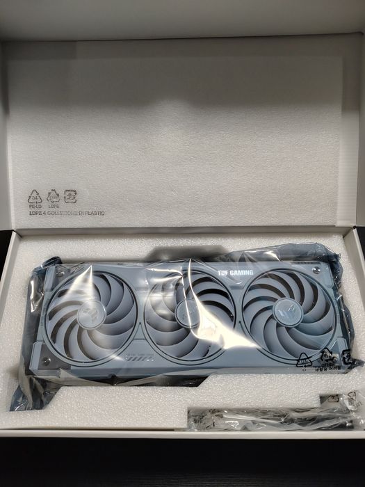 ASUS GeForce RTX 5070 Ti TUF GAMING WHITE OC 16GB GDDR7 | Pełen komplet | Gwarancja Komputronik (FV)