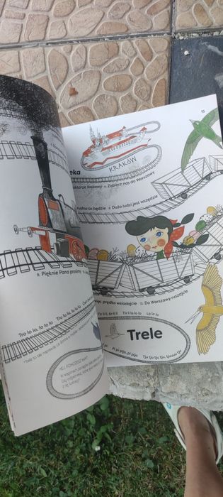 Książka śpiewnik z wartościową muzyką dla dzieci  pomelody