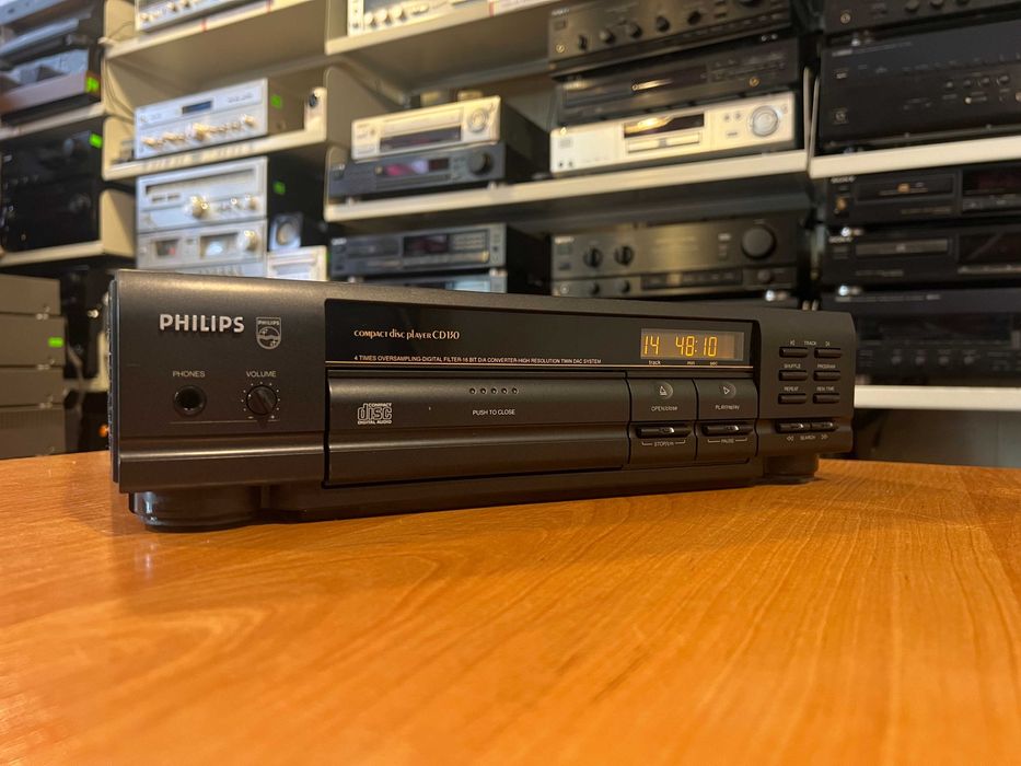 Odtwarzacz płyt CD Philips CD 130 Audio Room