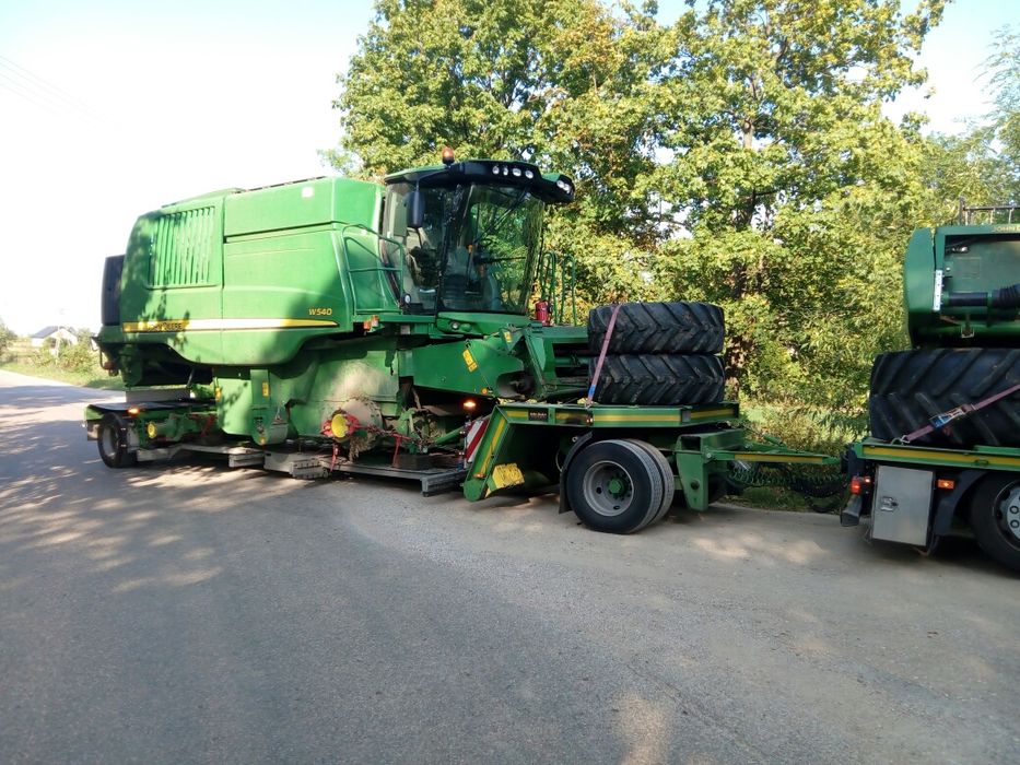 transport niskopodwoziowy, Transport maszyn i koparek, laweta