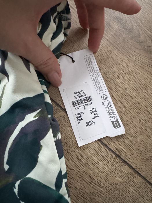 Новий суцільний купальник next розмір s