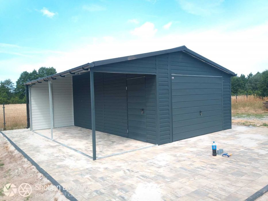 antracytowy garaż z wiatą 4x6 6x6 drzwi okno rynny ocynk profil