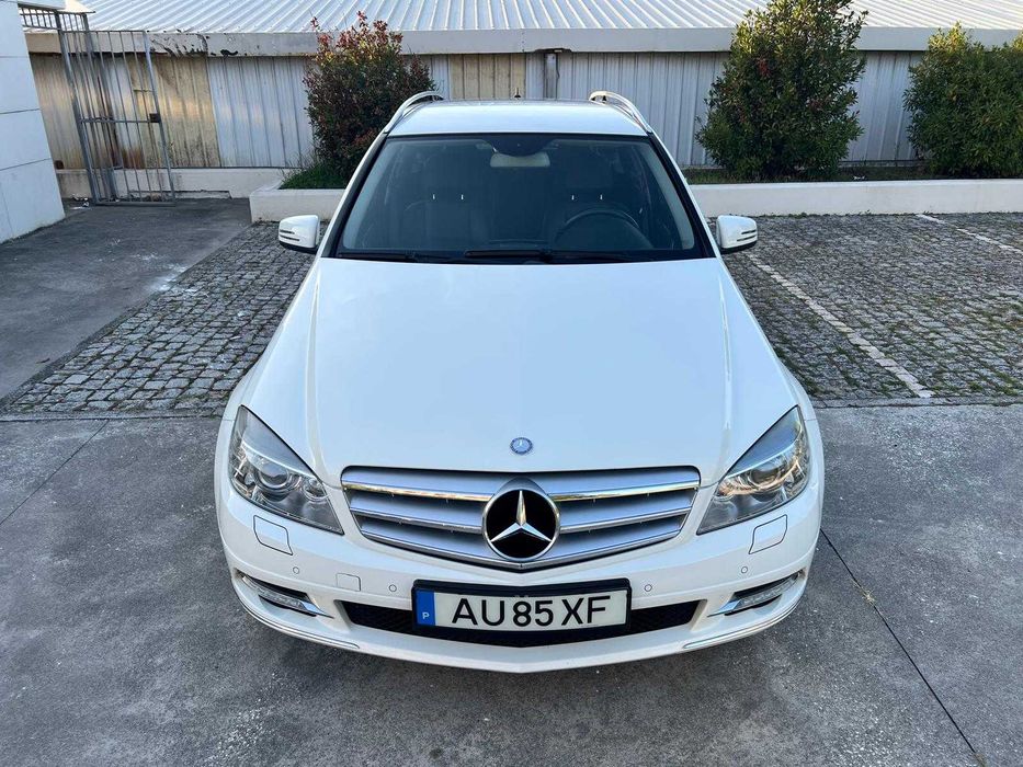 Mercedes-Benz C220 (LER DESCRIÇÃO)