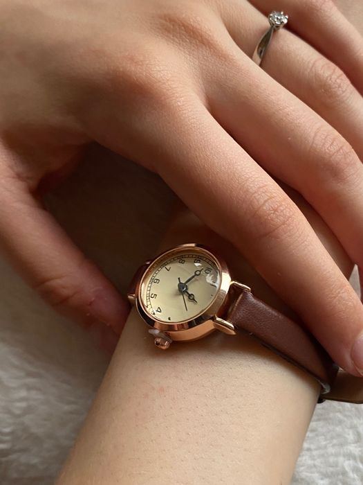 Kobiecy zegarek vintage