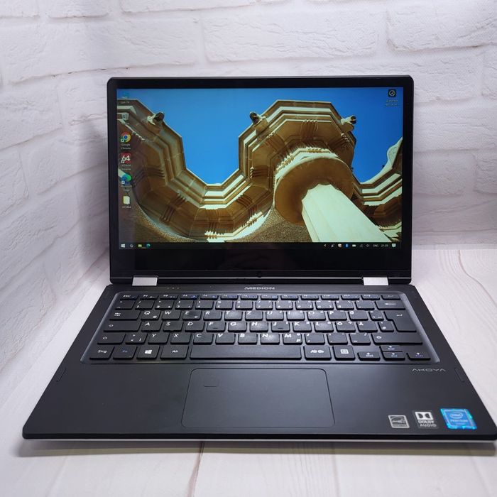 Продам ноутбук Medion E3216 | Pentium N4200 | SSD M2 58 | DDR4 4Gb