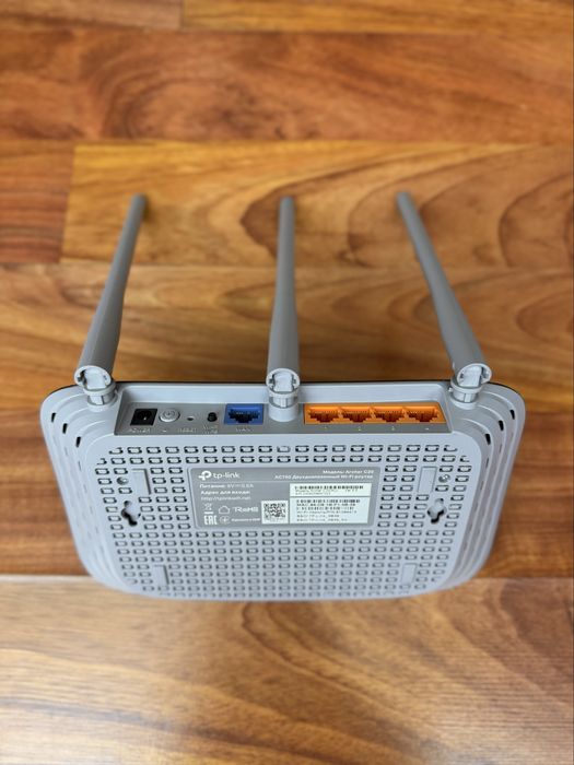 Дводіапазонний Wi-Fi роутер TP-Link Archer C20 AC750