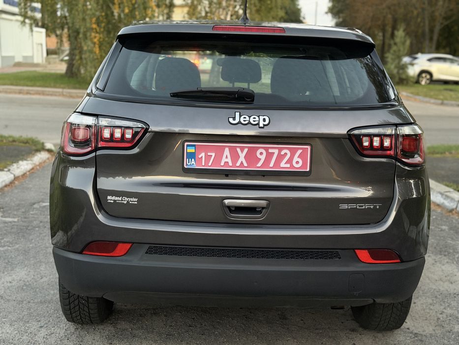 Продам Jeep Compass