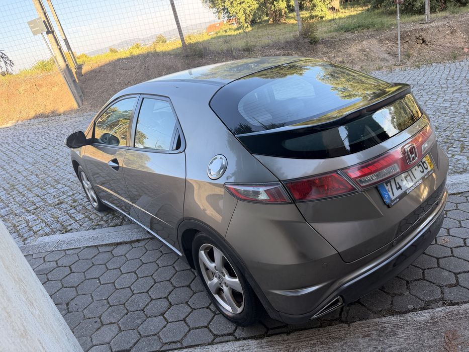 Honda civic 1.4 caixa 6 velocidades 2009 impecável