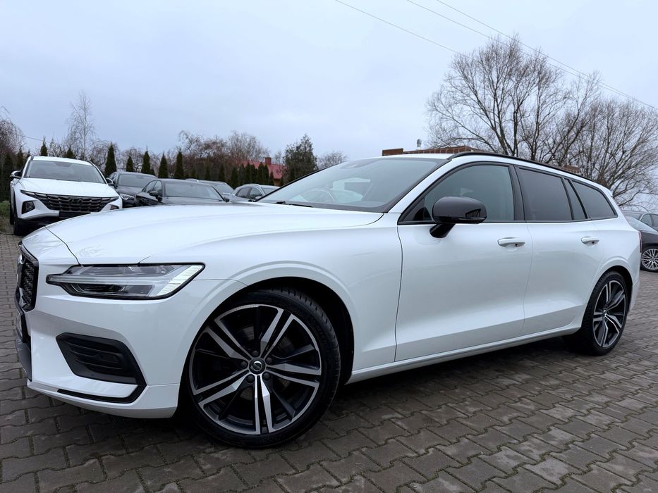 Volvo V60 JAK NOWE 2.0 B3 163KM FULL LED BLIS el.klapa kamera skóry navi aso
