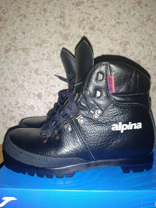 Лижні черевики (взуття)_ALPINA