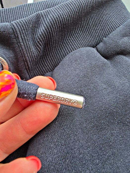 SuperDry -damskie spodnie dresowe rozm 38