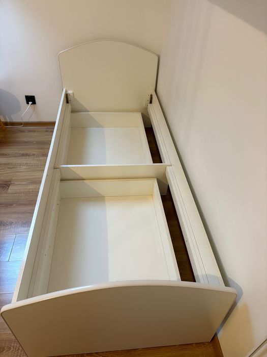 Łóżko dziecięce białe