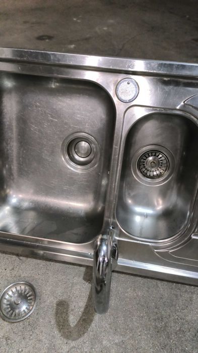 Lava-loiça inox 2 cubas + escorredor - com torneira de oferta