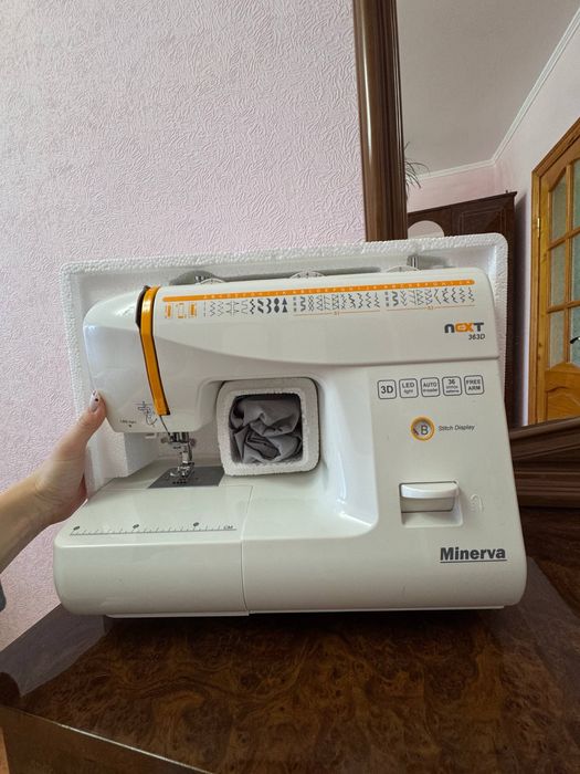 Швейна машинка Minerva Next 363D