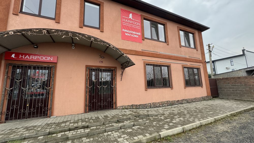 Продам комерційну будівлю