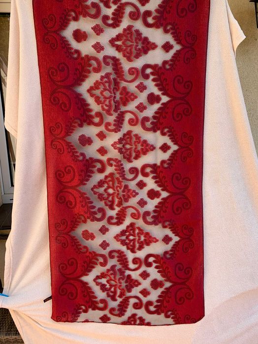 100 % silk, piękny nowy wiśniowy szal 70/190 cm, Butef