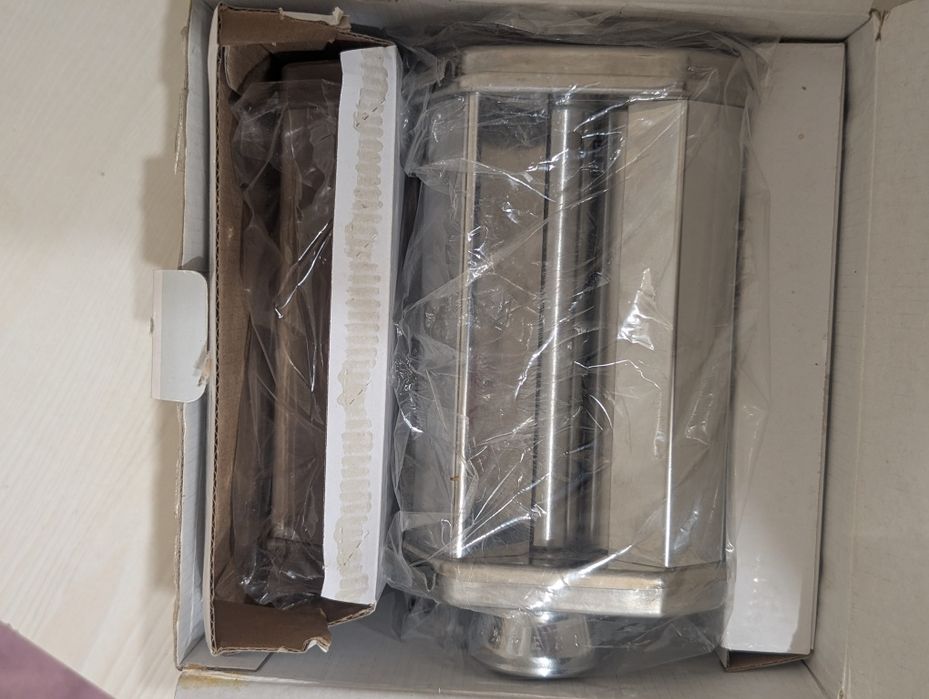 Машинка для приготування пасти