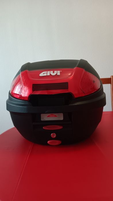 Top Case Givi 1 capacete