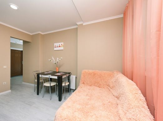 Квартира 1-комнатная люкс посуточно почасово метро Позняки Харьковская