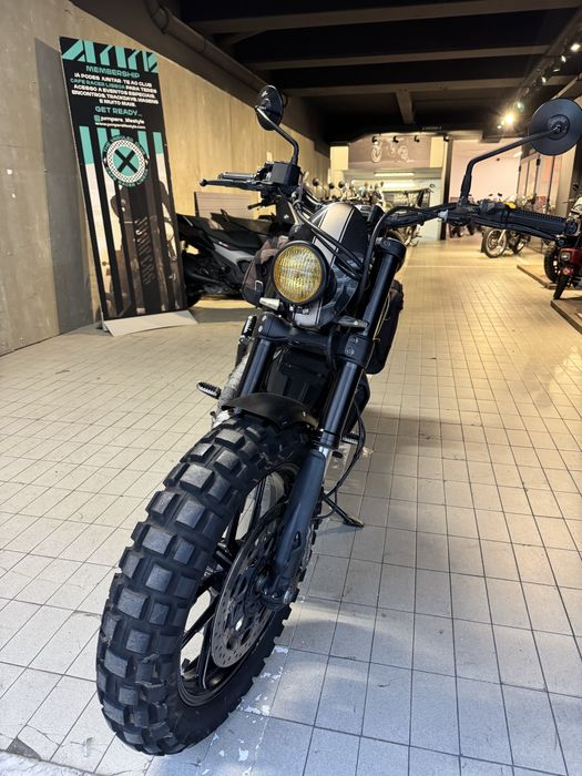 Ducati Scrambler 800 muitos extras