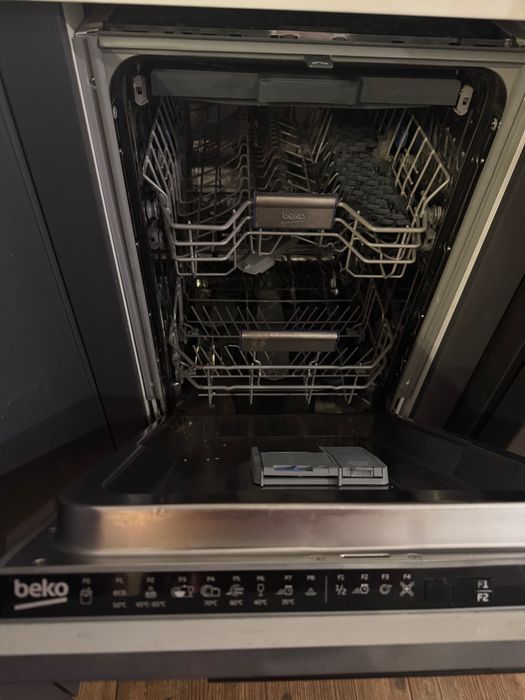 Посудомийка beko під ремонт або на запчастини 45 см