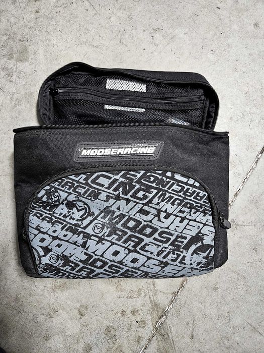 Vendo mala para óculos