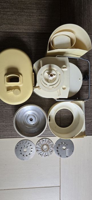 Соковитискач (свіжий сік  із овочів та фруктів)