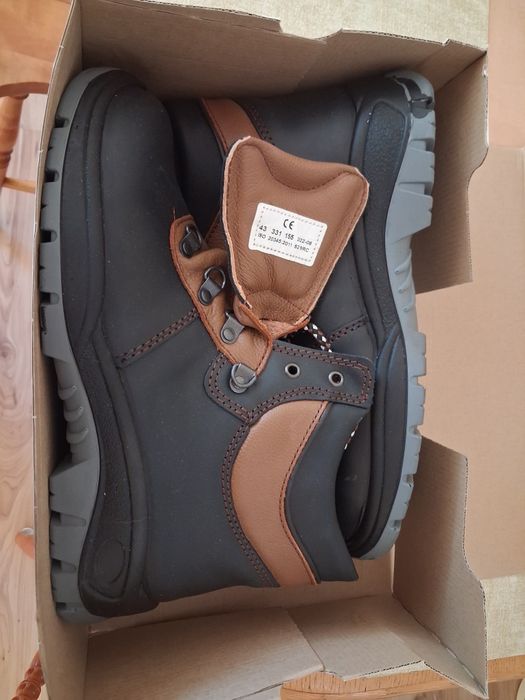 Buty robocze rozmiar 43