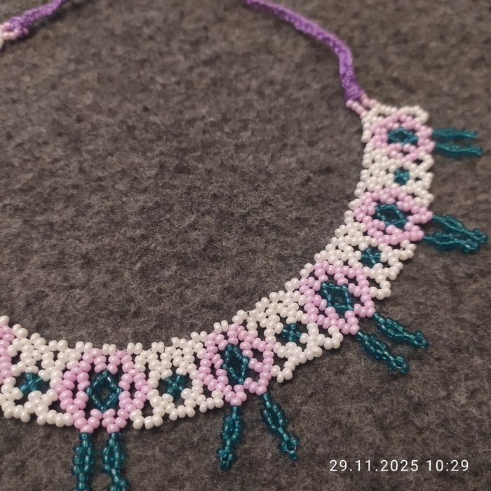 Силянка (кольє) квіткова з зав`язками в наявності