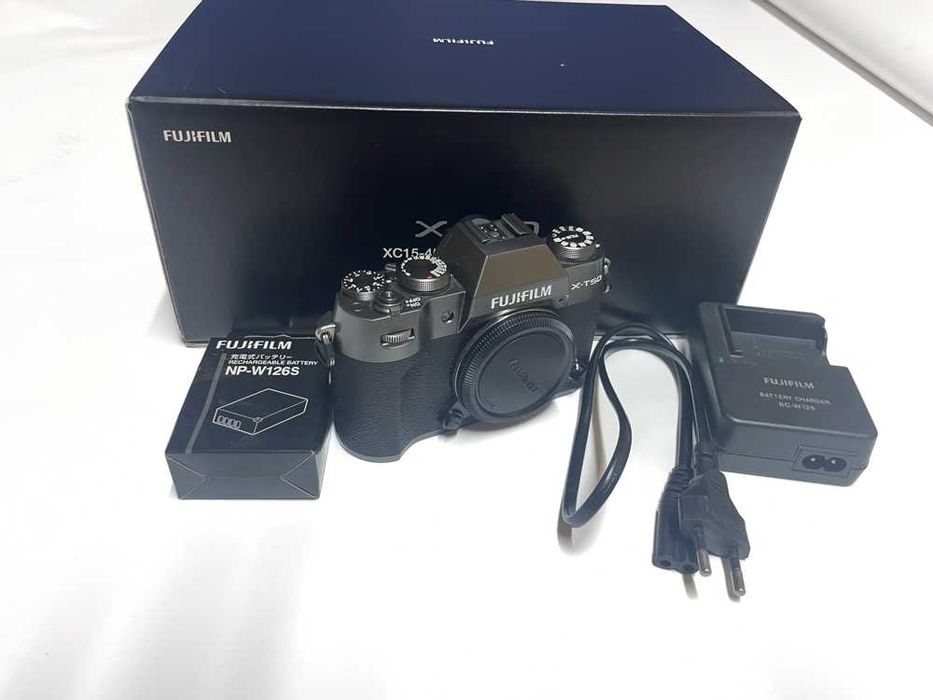 Продам Fujifilm X-T50 окремо Fujifilm XC 15-45mm f/3.5-5.6 OIS PZ Black