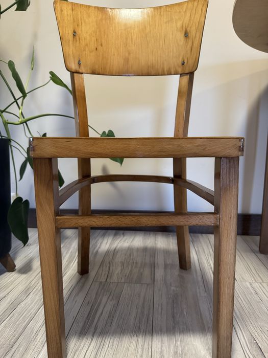 Krzesło vintage drewniane PRL po renowacji