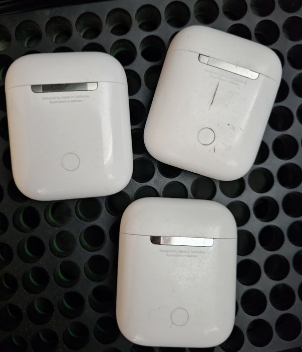 AirPods 2 etui ładujące Oryginalne na słuchawki Apple A1602  1 , 2