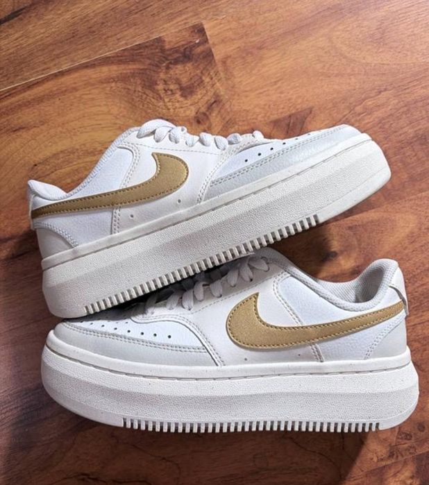 Кросівки, кеди Nike