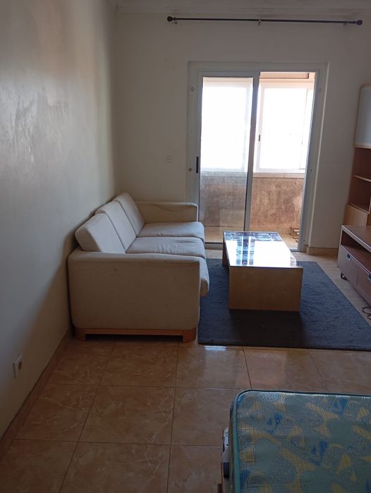 Alugo quarto na Venda Nova Amadora