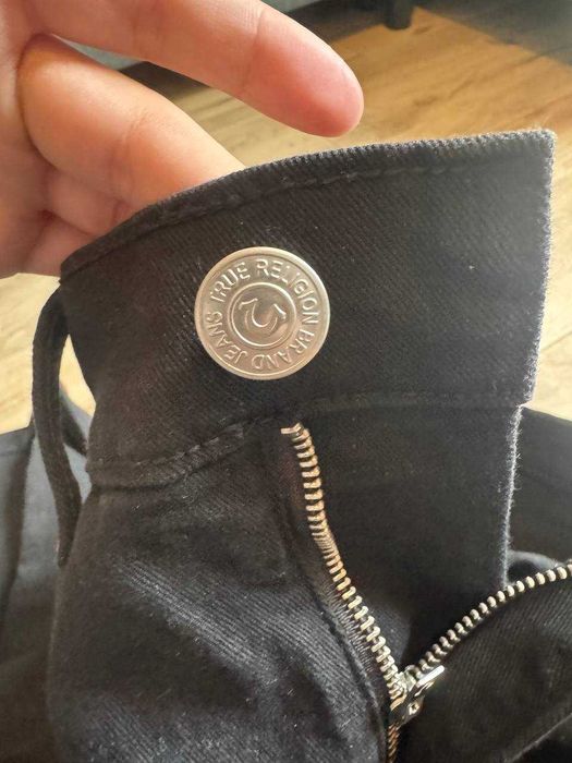 True Religion Geno W32 | Black Red Stitch | NOWE z metkami